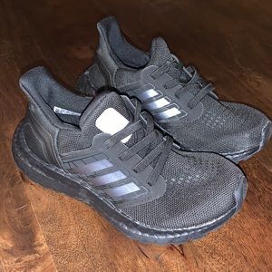 EUC Adidas shoes